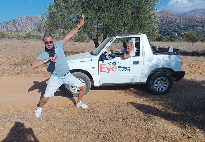Eye Travel jeep stopped in the Cretan countryside