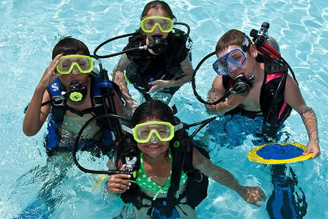 Discover scuba diving experience with certified instructor in Crete